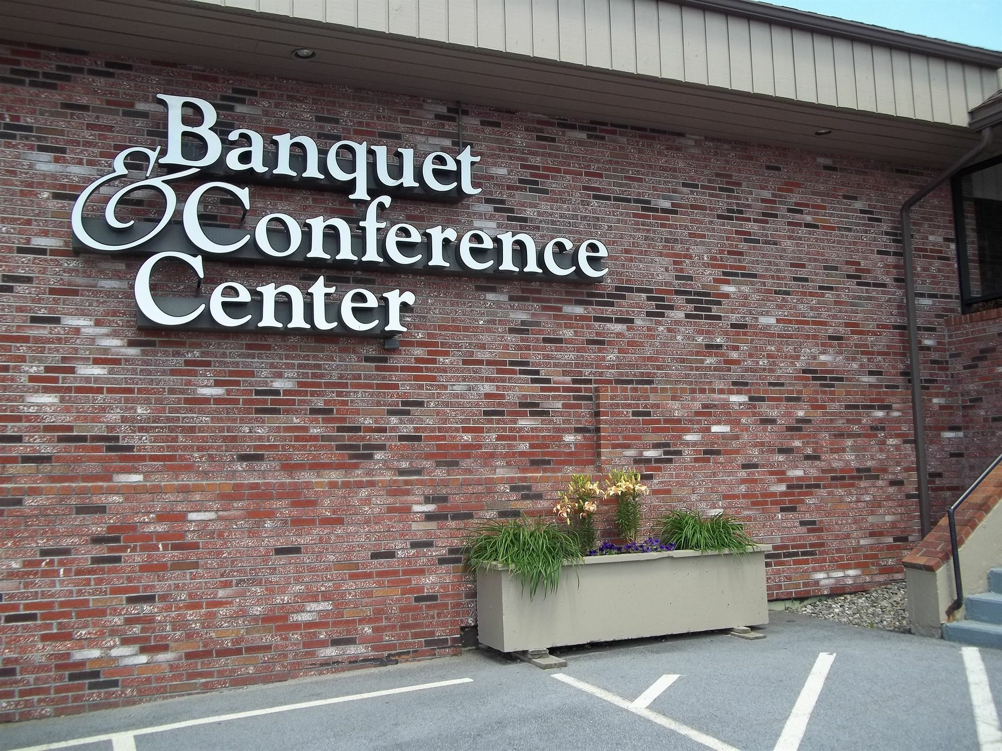 Bangor Motor Inn And Conference Center Dış mekan fotoğraf